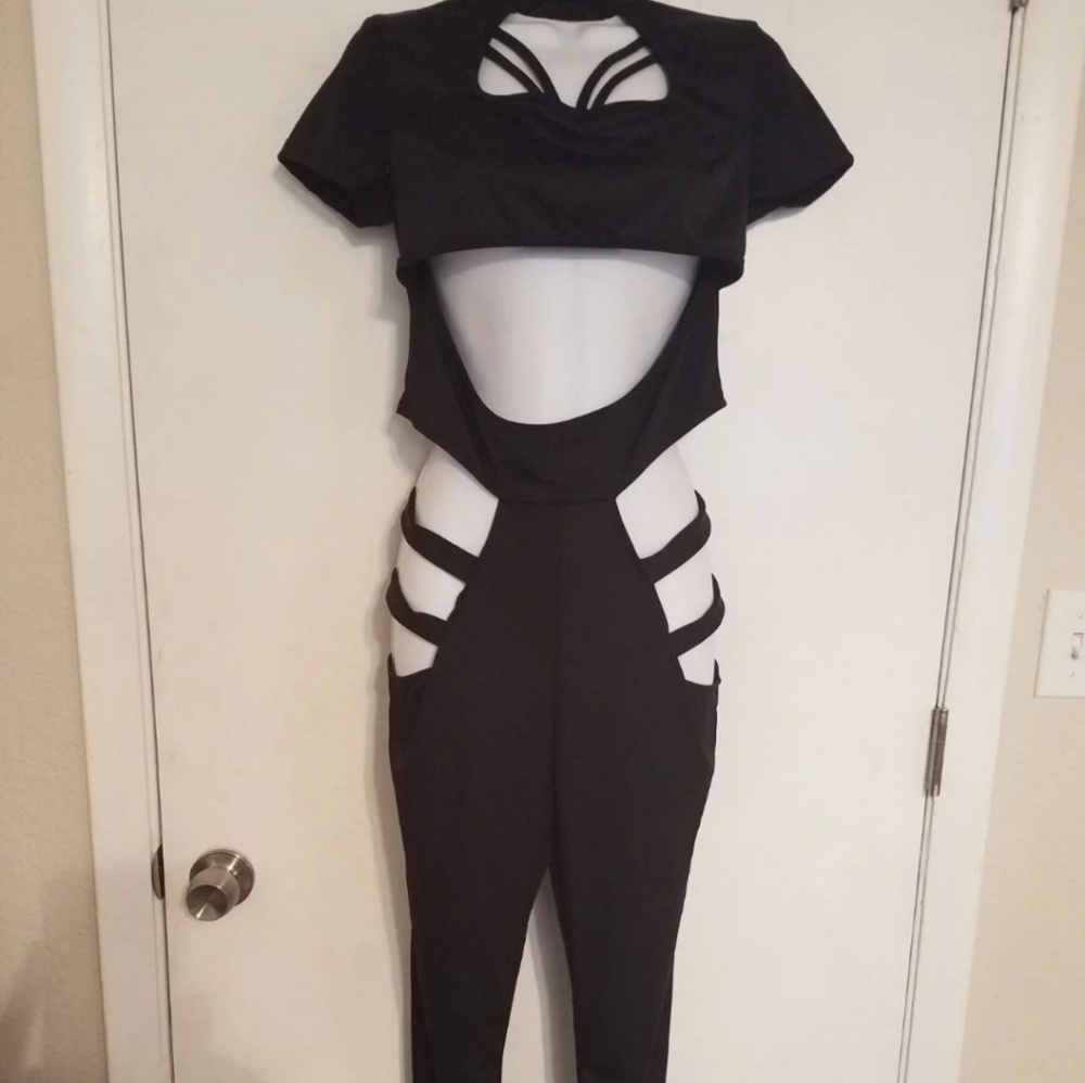 One piece club wear
